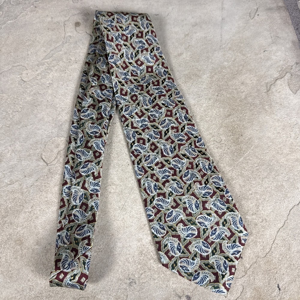 Robert Talbot Best Of Class‎ Mens Tie Shells And Geometric